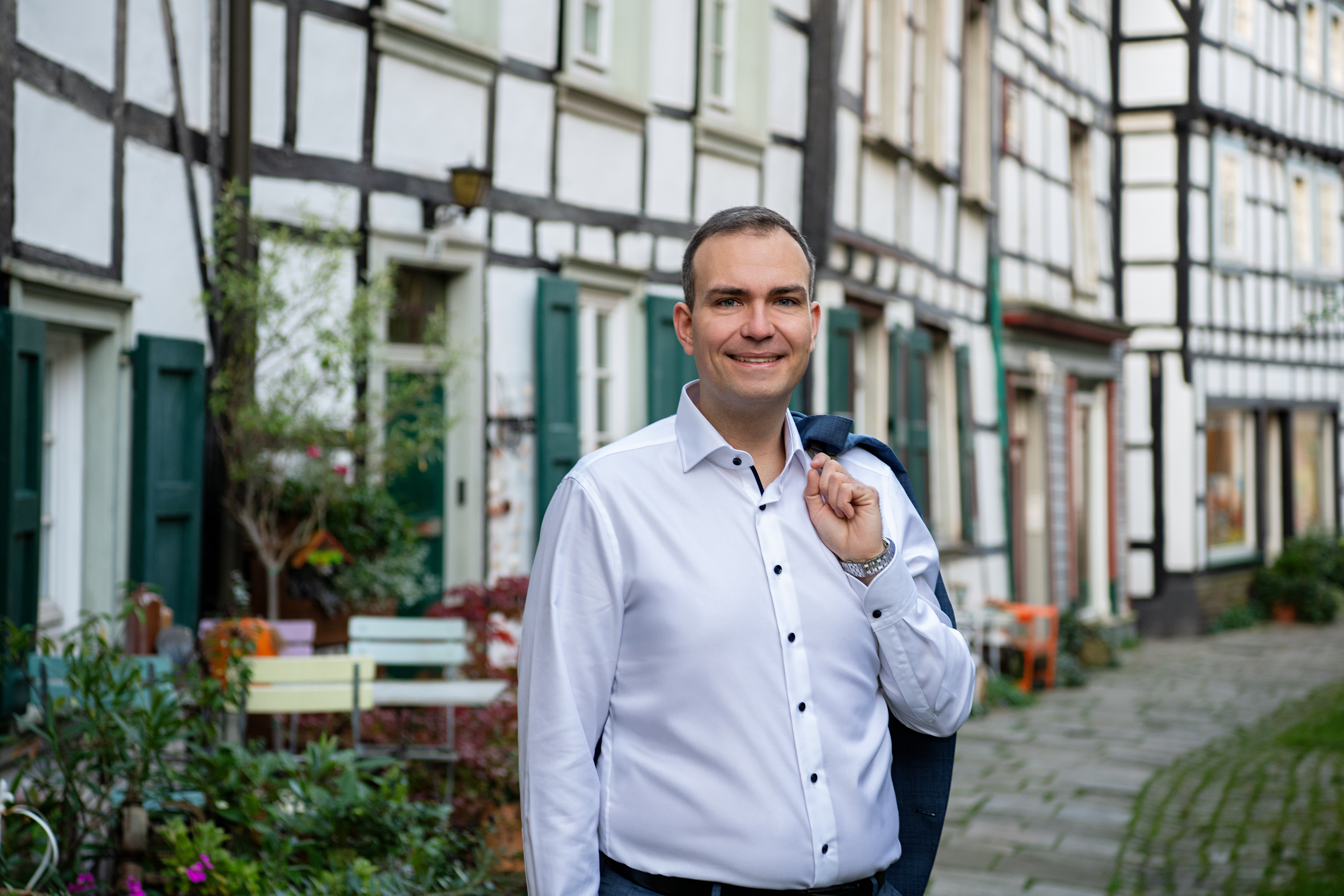 Nils Brüggemann Portrait - Professionelles Foto für Pressezwecke